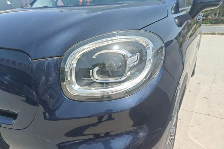 Used Leapmotor T03 2021 400 Lite Edition - Lithium-Ion Battery Left Front Headlight