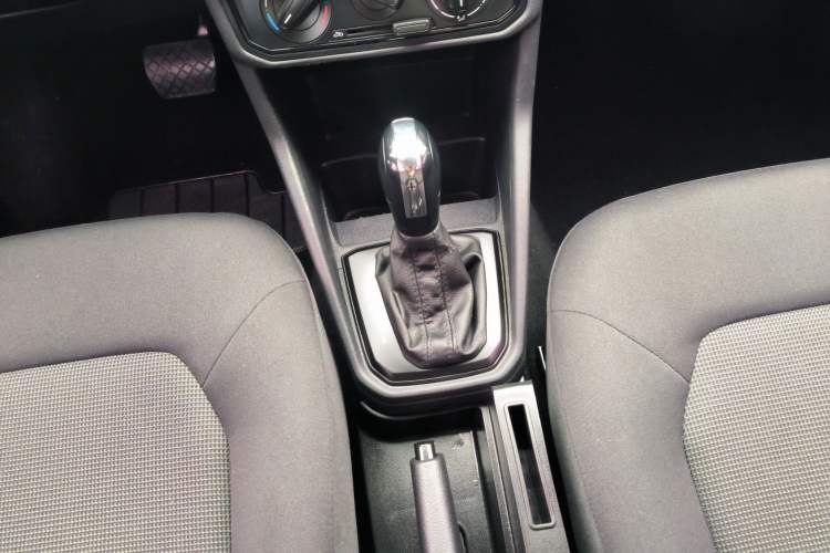 Used Volkswagen Jetta 2017 1.5L Automatic Fashion Model