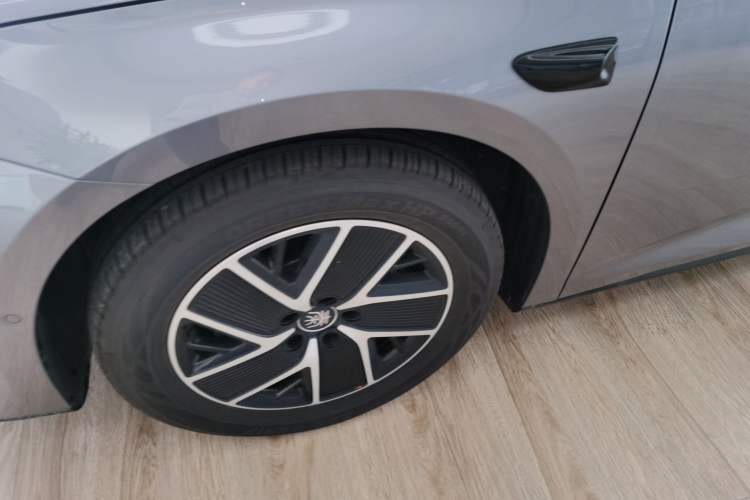 Used BYD Qin L 2025 DM-i Smart Drive 120KM Superior Model