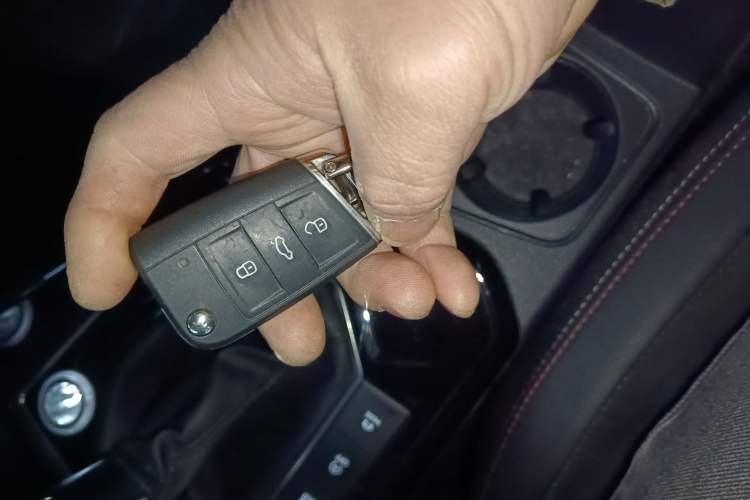 Used Volkswagen Tayron 2020 330TSI Two-Wheel Drive Luxury Smart Connectivity Version