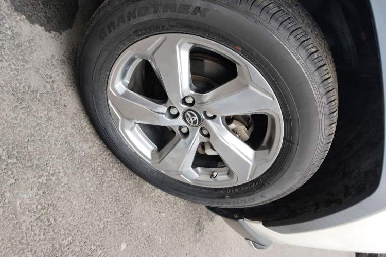 Used Toyota RAV4 2020 2.0L CVT Two-Wheel Drive Fashion Edition