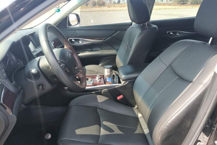 Used Infiniti Q70 2017 Q70L 2.5L Enjoyment Edition