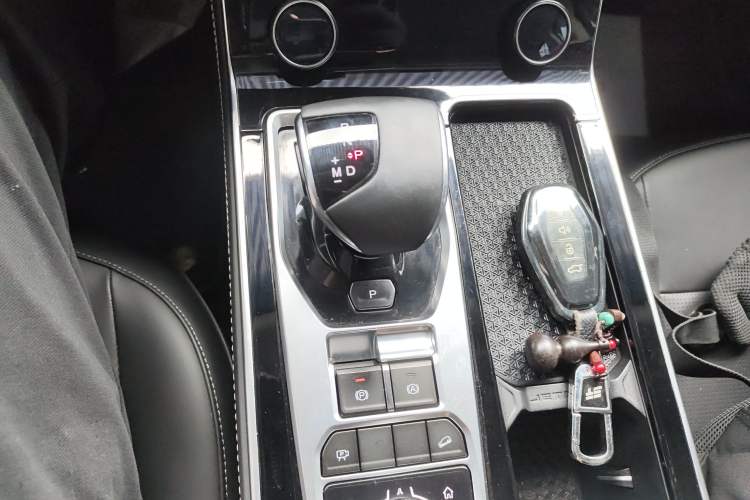 Used JETOUR X90 2022 Zilong 2.0T DCT Tiger威 Edition 5-seater