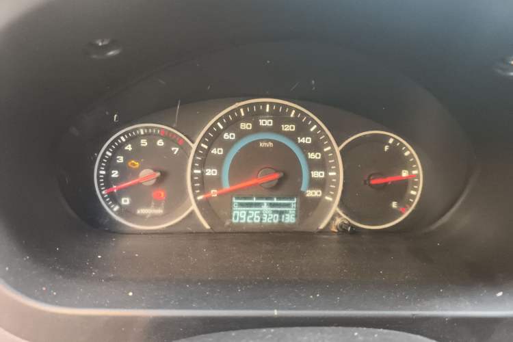 Used Wuling Rongguang V 2015 1.5L Base Version