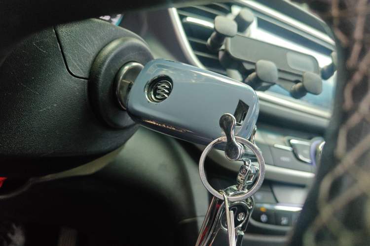 Used Buick GT 2019 18T Automatic Connected Elite Model China V Standard Vehicle Key