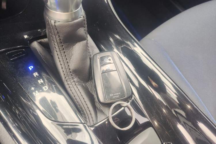 Used Toyota C-HR 2020 2.0L Leading Edition Interior 1