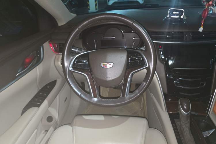 Used Cadillac XTS 2017 28T Tech Edition Steering Wheel