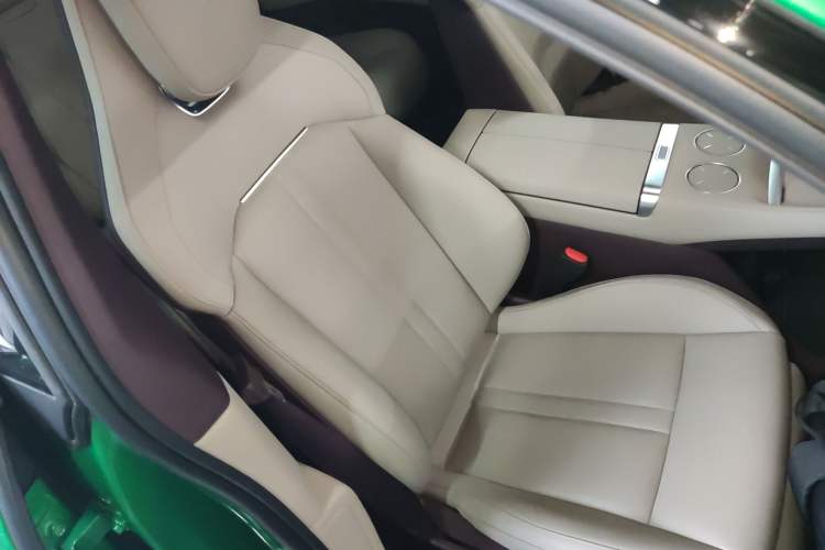 Used Xiaomi Auto YU7 2025 Ultra-Long Range Rear-Wheel Drive Version