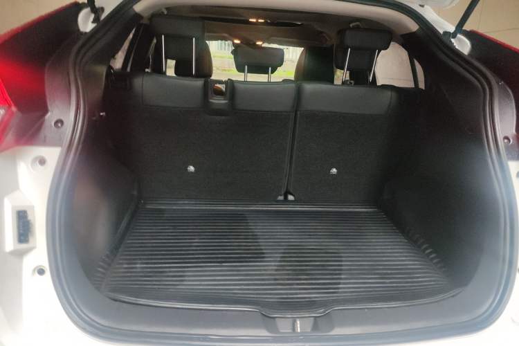 Used Mitsubishi Eclipse Cross 2021 1.5T CVT Two-Wheel Drive Belief Edition Trunk