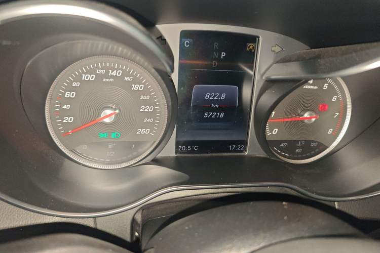 Used Mercedes-Benz GLC 2016 GLC 300 4MATIC Dynamic Model