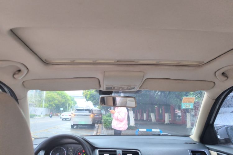 Used Volkswagen Lavida 2013 1.4TSI DSG Comfort Edition