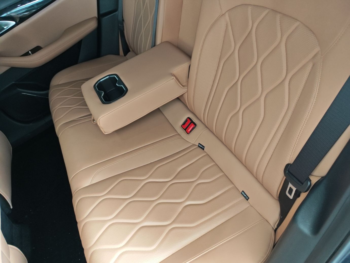 Geely Galaxy A7 2025 Model EM-i 150km Starship Edition — снимка 20