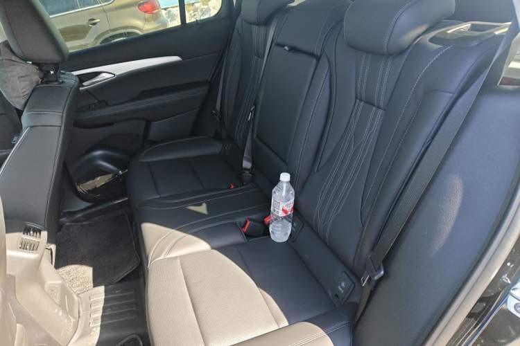 Used Buick Envision 2025 Encore Plus Four-Wheel Drive Avenir