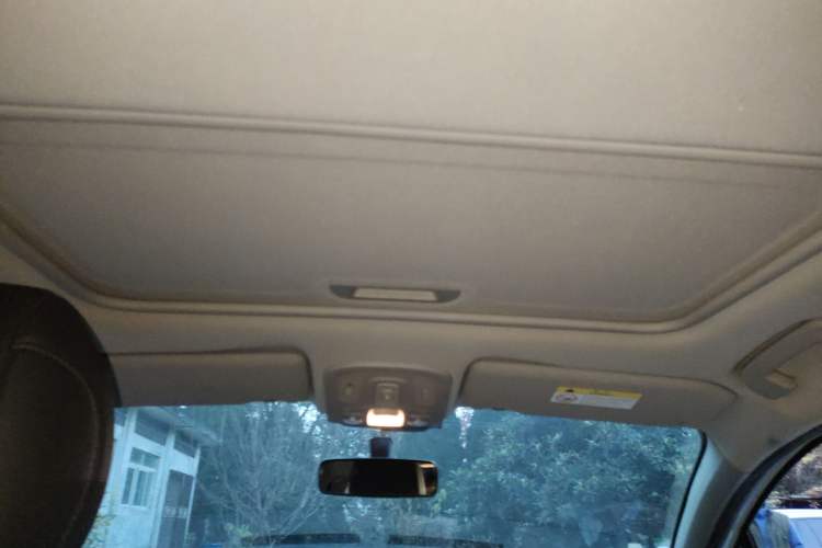 Used Citroen C4 Sega 2016 1.6L Manual Luxury Model
