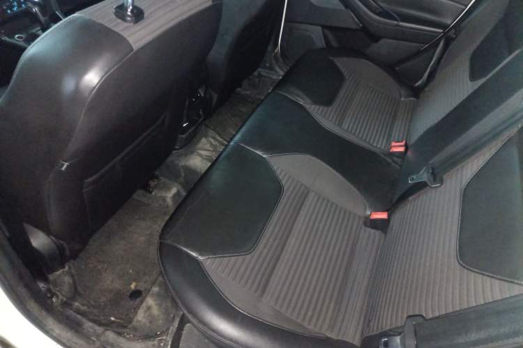 Used Ford Focus 2017 Sedan EcoBoost 125 Automatic Supreme Style SmartDrive Edition
