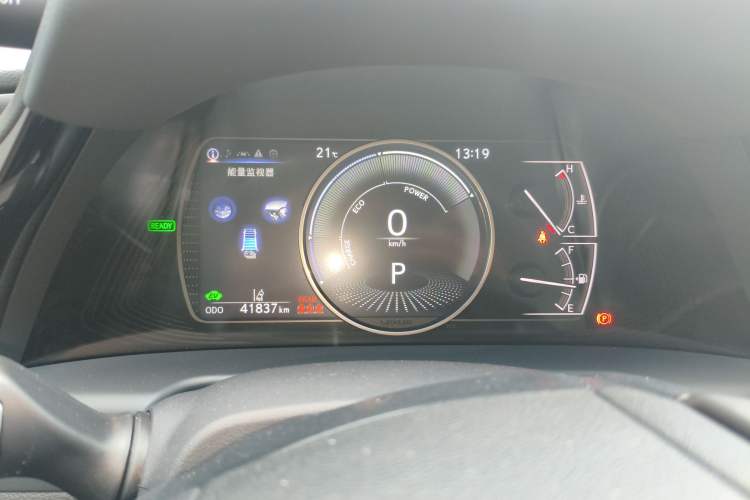 Used Lexus ES 2021 300h Deluxe Edition
