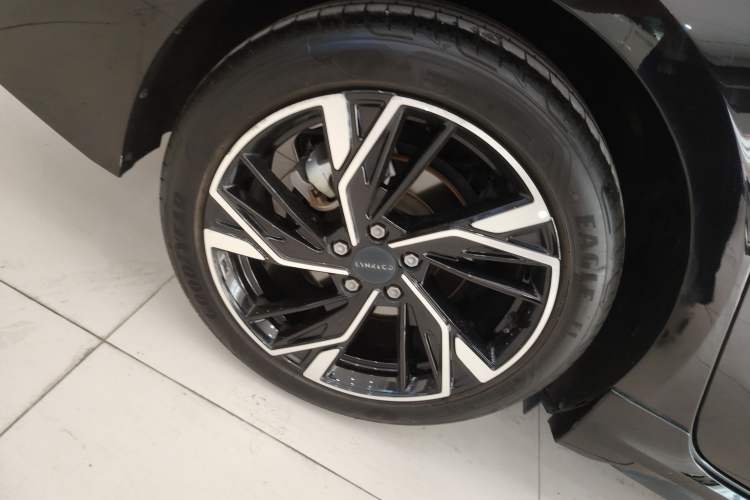 Used Lynk & Co 03 2023 2.0TD DCT JingPro
