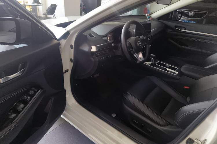 Used Nissan Teana 2022 2.0L XL-TLS Enjoyment Edition