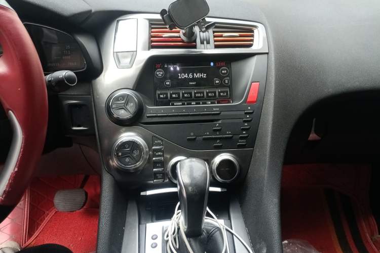 Used DS 5 2014 1.6T Luxury Edition THP160
