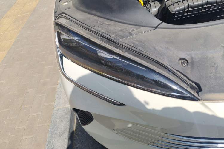 Used BYD Seal 2024 HONOR Edition DM-i 1.5L 121km Elite Model Right Front Headlight