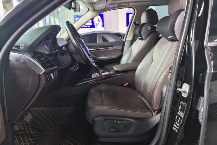 Used BMW X5 2018 xDrive28i
