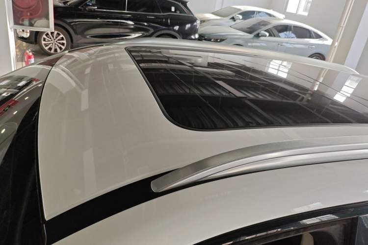 Used Wey VV7 2020 2.0T Ultra-Luxury Version Roof