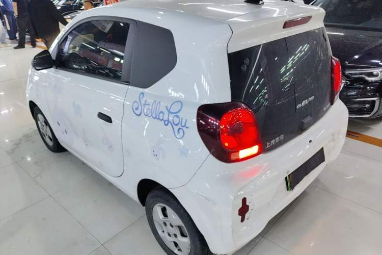 Used Roewe Clever 2021 302 km New Four-Seater Super-Efficient Version