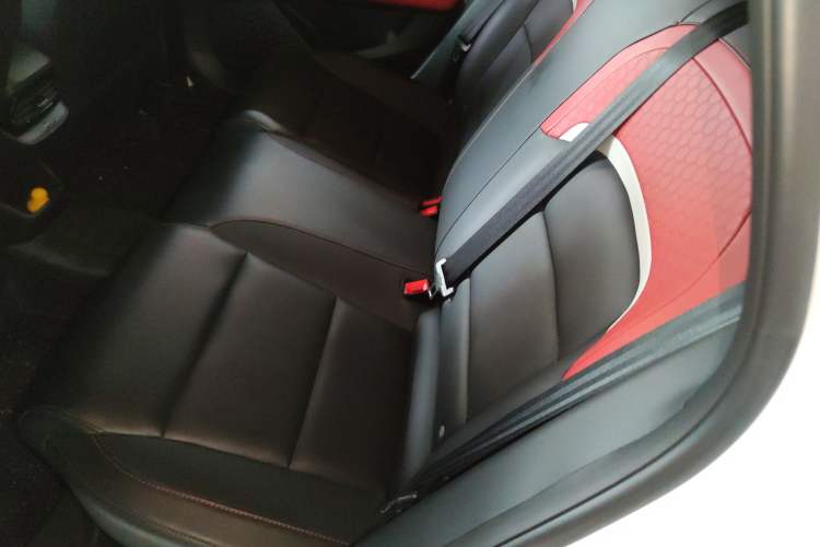 Used MG 5 2021 Revised 300TGI DCT Qingshè Luxurious Enjoyment Edition
