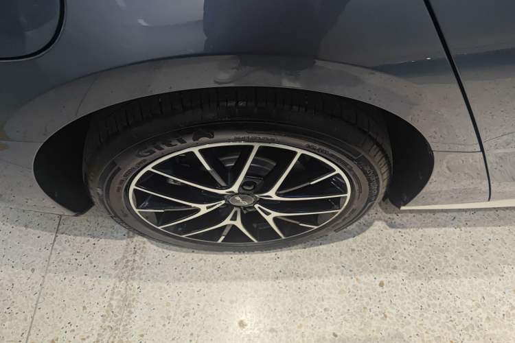 Used BYD Seal 2023 DM-i 1.5T 121km Prestige Model