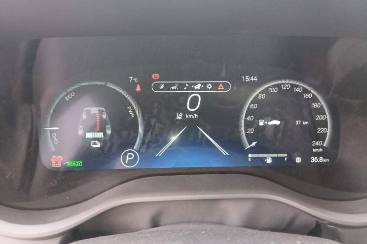 Used Toyota Granvia 2026 Model 2.5L Hybrid Prestige PLUS Four-Wheel Drive Edition