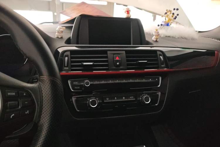 Used BMW 2 Series 2018 220i Convertible Coupe Sports Design Package