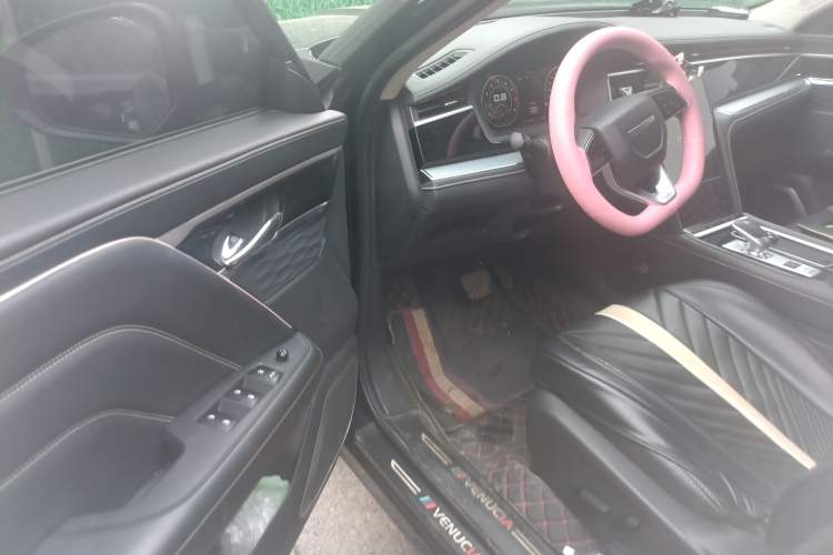 Used Venucia Star 2021 260T Automatic 48V Mild Hybrid Turbocharged Star Achieve Edition