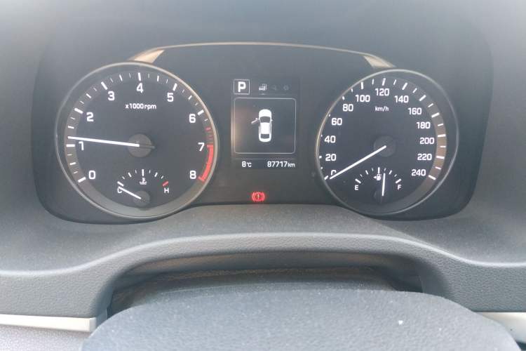 Used Hyundai Elantra (6th Generation / Lingdong) 2016 1.6L Automatic ZhiXuan – Elite Version
