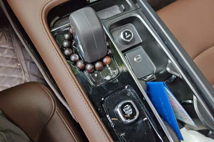 Used Volvo S90 2021 B5 Zhiyi Luxury Edition Gear Lever