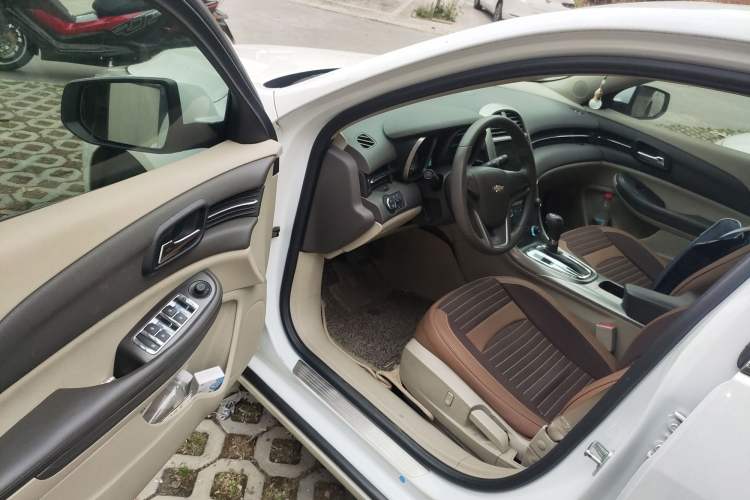 Used Chevrolet Malibu 2014 2.0L Automatic Comfort Edition