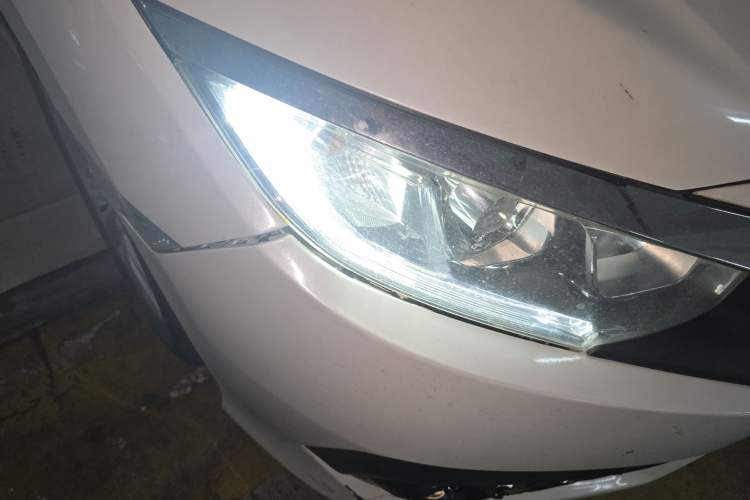 Used Honda Civic 2016 180TURBO CVT Comfort Version Right Front Headlight