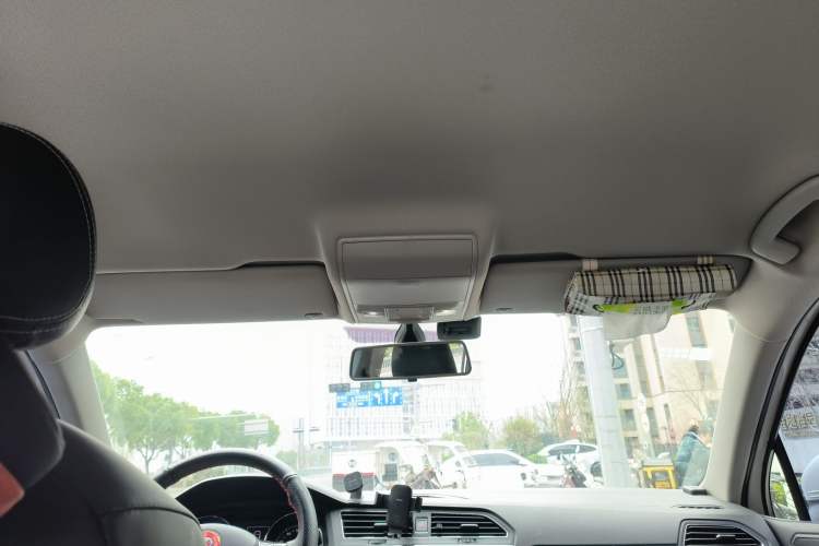 Used Volkswagen Tiguan L 2018 330TSI Automatic Two-Wheel Drive Luxury Edition
