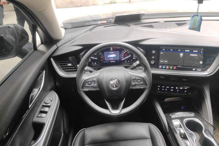 Used Buick Envision 2022 Encore S 552T Two-Wheel-Drive Luxury Model