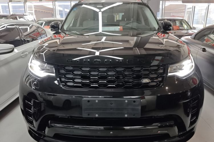 Used Land Rover Discovery 2023 Revised Version 360 PS R-Dynamic S