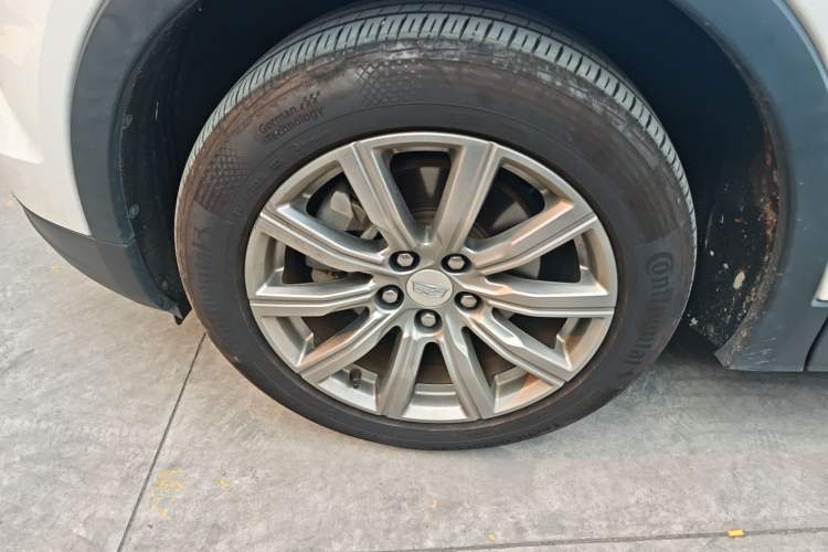 Used Cadillac XT4 2018 28T Two-Wheel Drive Leading Version Left Front Wheel Hub