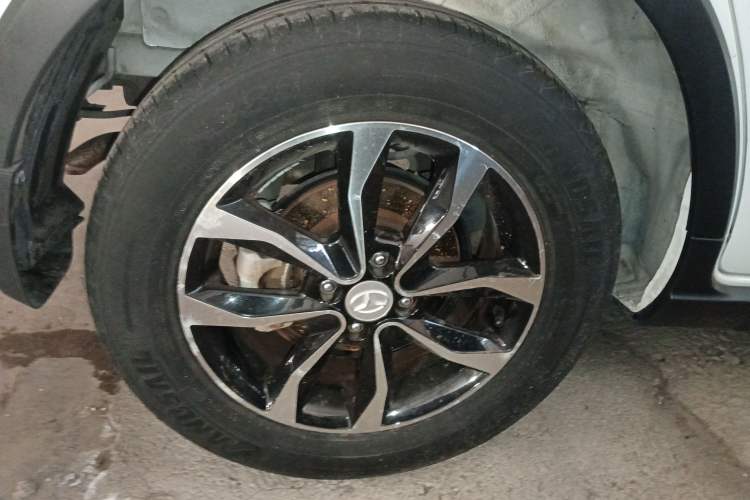 Used FAW Yingzhi G3 2016 G3S 1.5L CVT Luxury Navigation Edition
