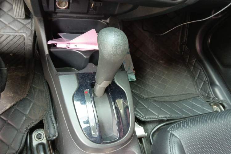 Used Honda Fit 2016 1.5L LXS CVT Comfort Sunroof Version
