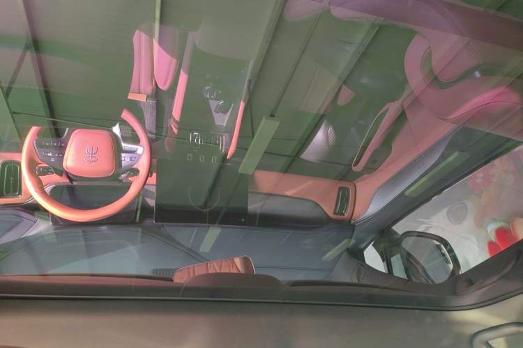 Used BYD Song L EV 2025 Intelligent Driving Version 662 km LiDAR Excellence Edition
