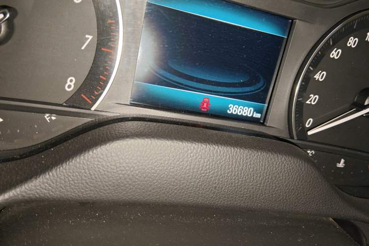 Used Buick Excelle GX 2019 18T Automatic Connected Elite Model China VI Standard