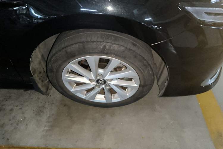 Used Toyota Camry 2021 2.0G Luxury Edition Right Front Wheel Hub