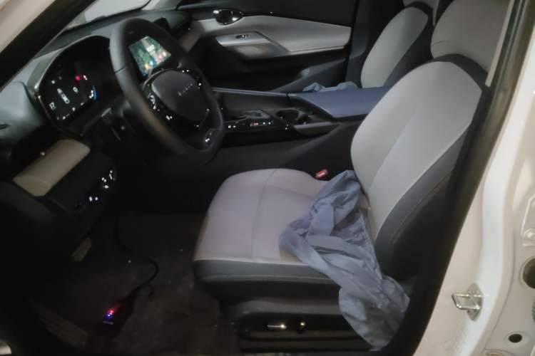 Used Baojun RC-5 2020 1.5T CVT Smart Shine Prestige Edition