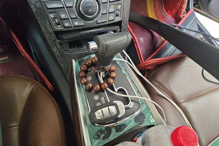 Used Hongqi H7 2015 2.0T Technology Model
