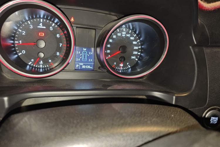 Used Haval H6 2016 Upgraded Model 1.5T Automatic Two-Wheel Drive Prestige Version
