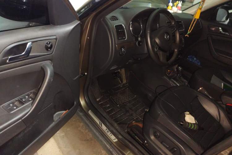 Used Skoda Yeti 2014 1.8TSI DSG All-Wheel Drive Edition Driver Seat