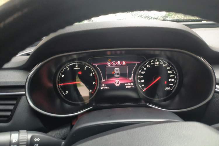 Used Hongqi H5 2022 Classic Model 1.5T DCT Flagship Edition